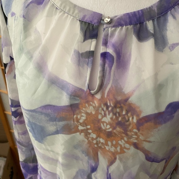 Jennifer Lopez Small Top Blouse Shirt Purple Floral Sheer Overlay & Tank 2 Piece - Picture 3 of 8